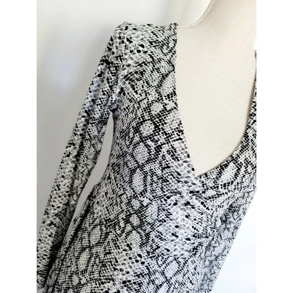 Good American Black White Python Runaround Midi Maxi Wrap Snakeskin Dress Small - Picture 4 of 13